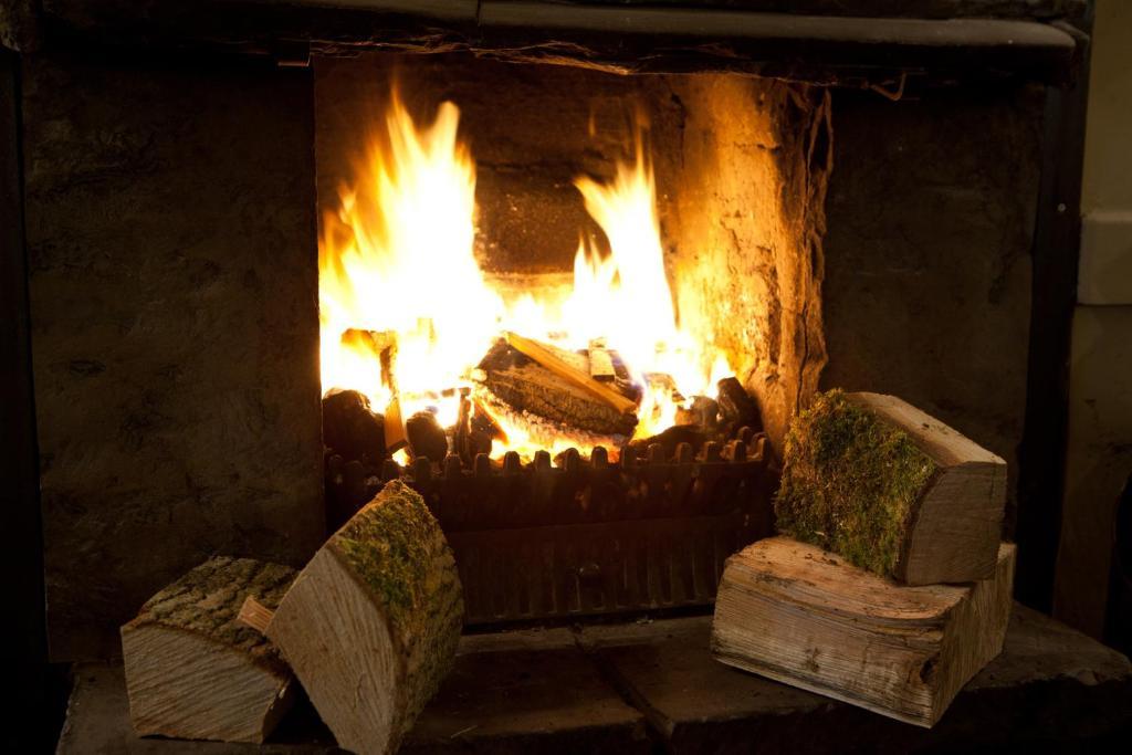 The Cavendish Arms Hotel Cartmel Bagian luar foto