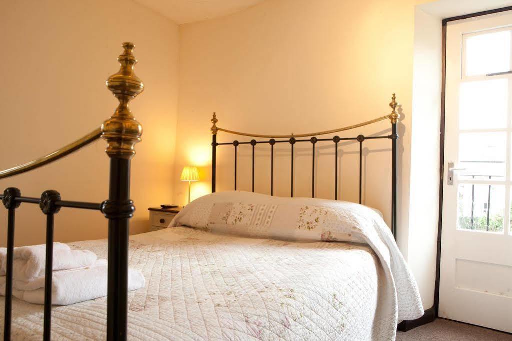 The Cavendish Arms Hotel Cartmel Bagian luar foto