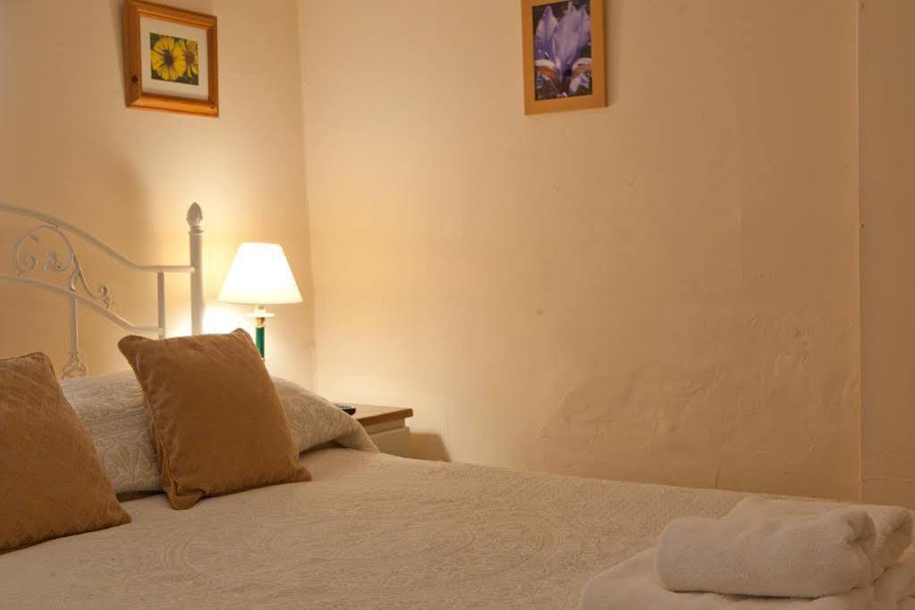 The Cavendish Arms Hotel Cartmel Bagian luar foto