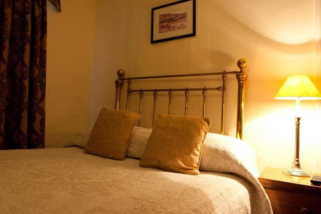 The Cavendish Arms Hotel Cartmel Bagian luar foto