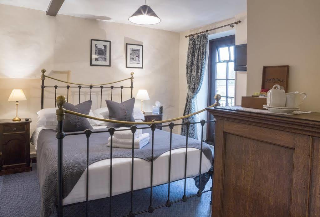 The Cavendish Arms Hotel Cartmel Bagian luar foto